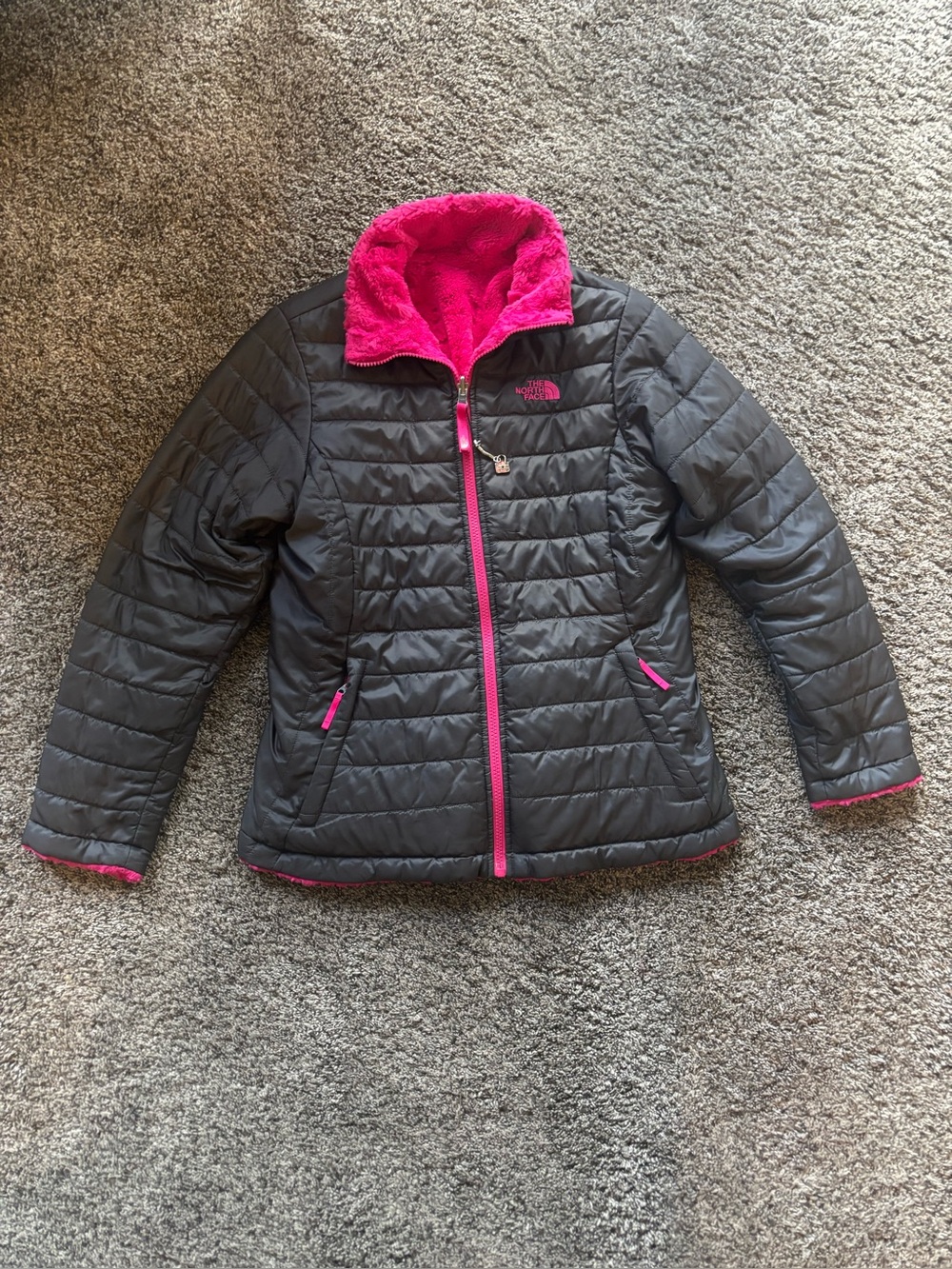 The North Face woman’s ' Gray & Pink Insulated Jacket Size Small EUC